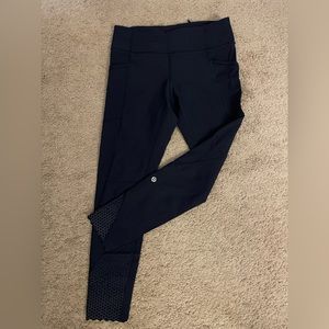 Lululemon cropped workout tights navy